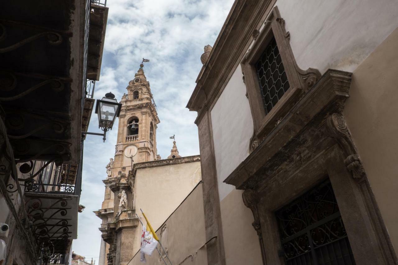 Apartamento Centro Storico Casa Dell'Orologio Palermo Exterior foto