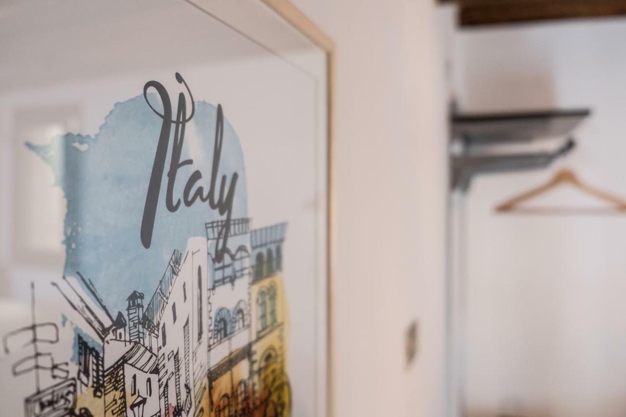 Apartamento Centro Storico Casa Dell'Orologio Palermo Exterior foto